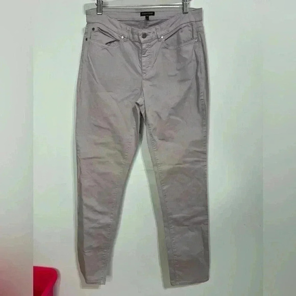 Eileen Fisher Lavender Denim Jeans Size 8 - Picture 1 of 5